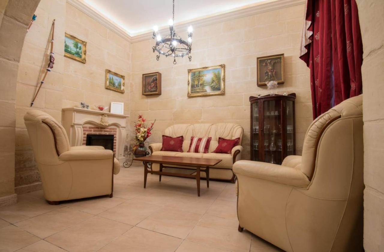 Valletta Grand Central Extérieur photo